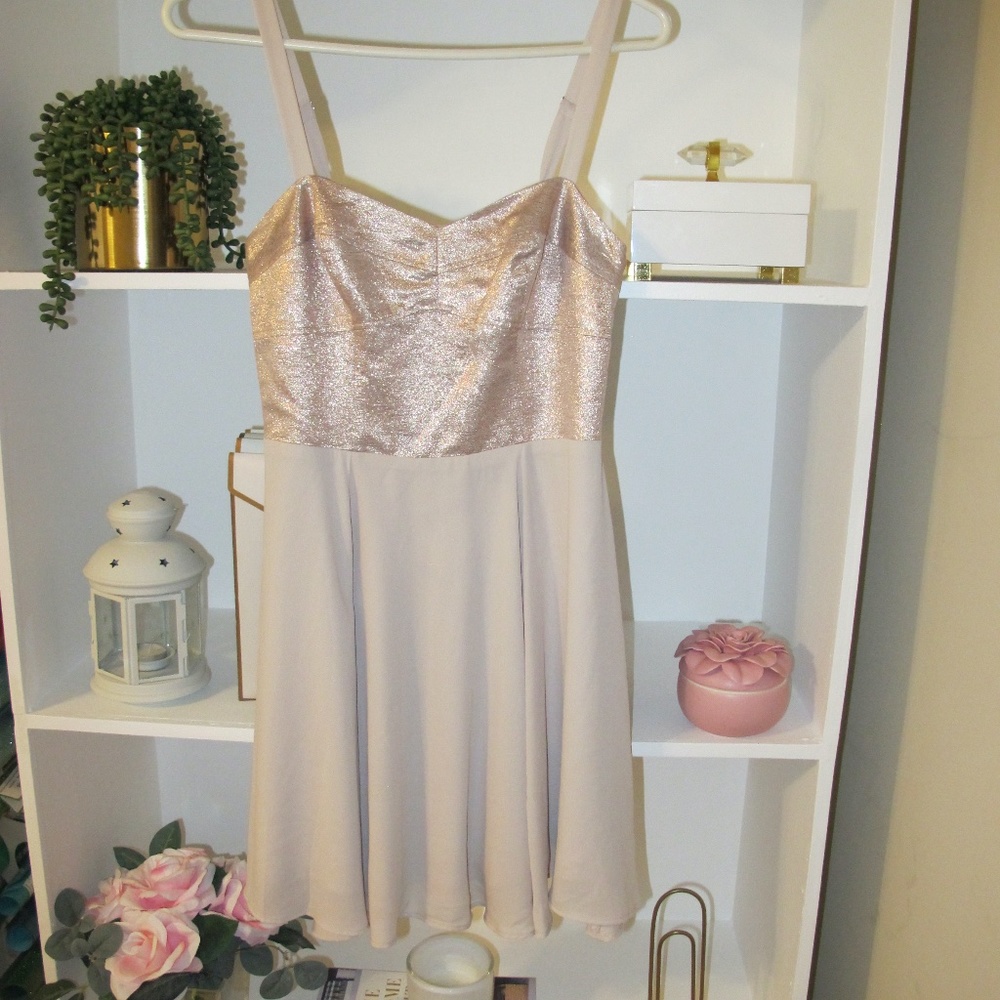Express Women's Formal wedding date night Rose Gold Pink Dress Size 2 EUC - Picture 4 of 6
